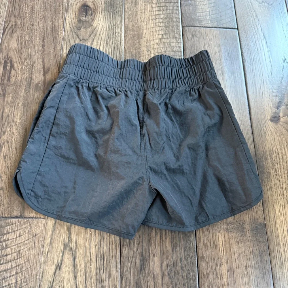 Jordan NWT Girls Black Athletic Shorts Jumpman Logo Size‎ M